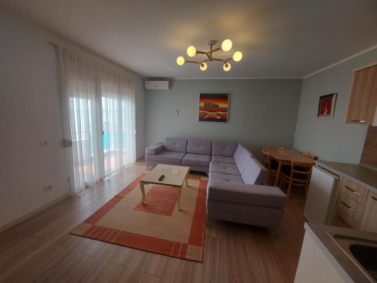 Bral Apartment 6 Durrës Exteriör bild